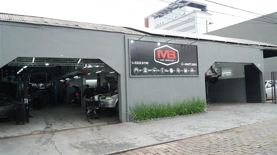 Fachada da oficina MB Car Service em Blumenau
